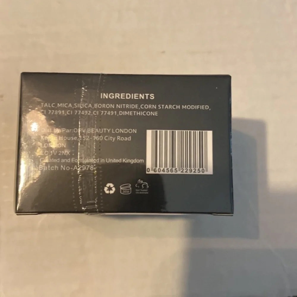 OPV Beauty London loose setting powder